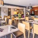 Mercure Strasbourg Aeroport Hotel 4*
