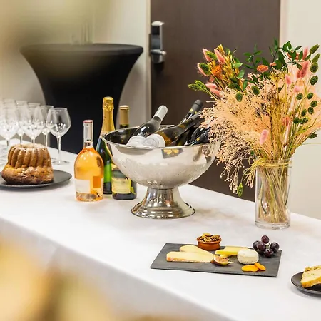 Mercure Strasbourg Aeroport ホテル オストヴァルト
