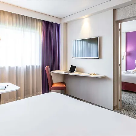 Mercure Strasbourg Aeroport ホテル 4*