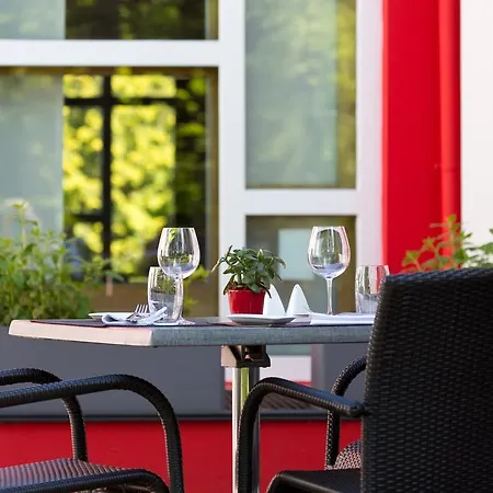 ホテル Mercure Strasbourg Aeroport 4*