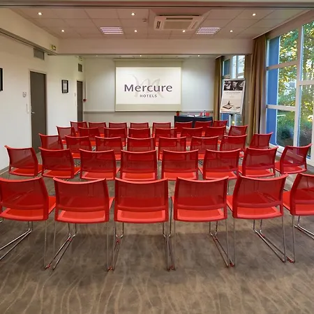 ホテル Mercure Strasbourg Aeroport 4*