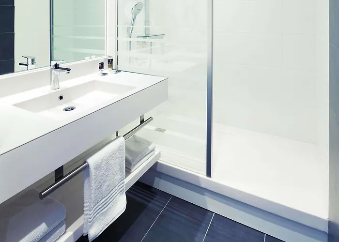 Mercure Strasbourg Aeroport Hotel 4*